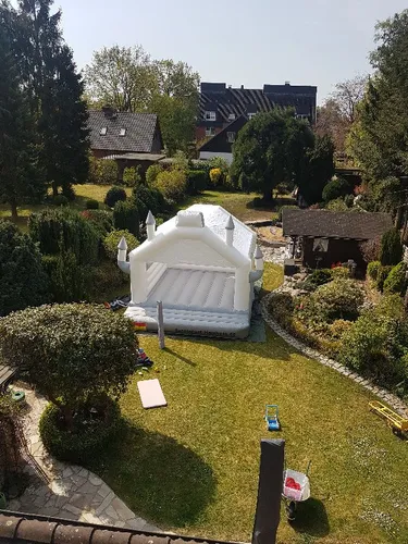 Hüpfburg weiß für Hochzeiten