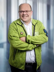 Bjoern F.