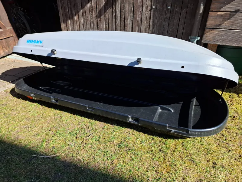 Dachbox für das Auto