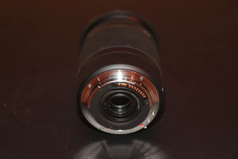 Sigma 18-300mm F3,5-6,3 DC Macro OS HSM Contemporary (EF-S / DSLR)
