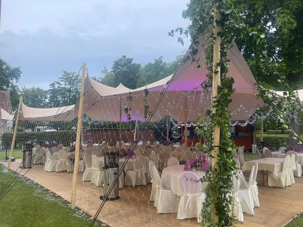 Stretchzelt 10x15 Meter für Hochzeit Mieten