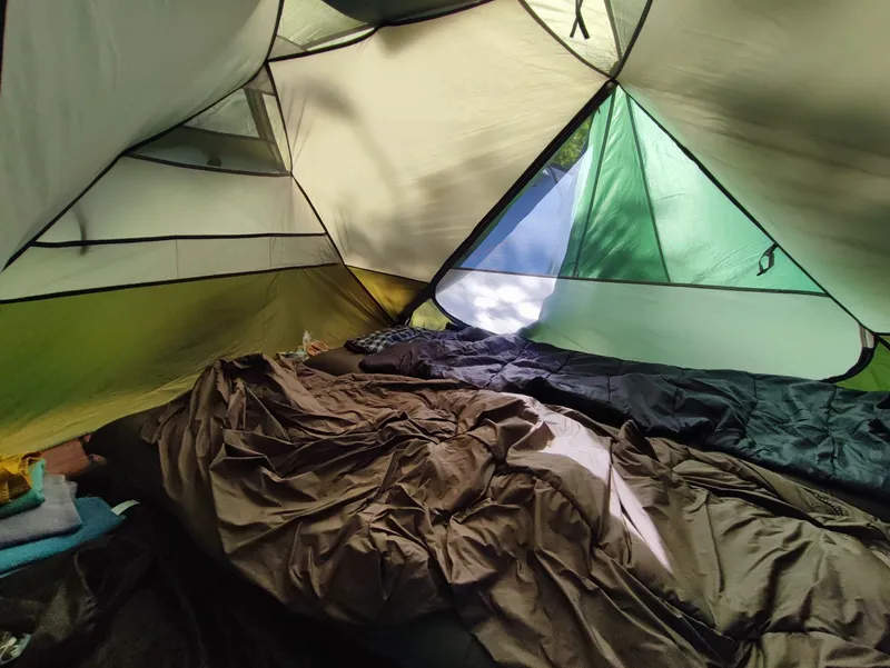 2 Mann Zelt mit Stauraum