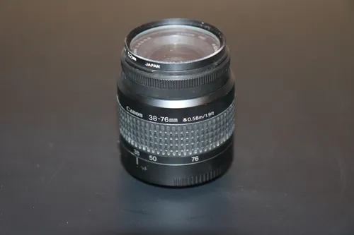 Canon EF 38-76mm f/4.5-5.6 Objektiv (Canon EOS 5000 Kit Objektiv)