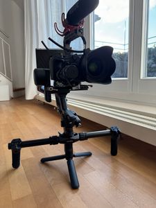film-set-dji-rs3-und-canon-eos-r7 preview image