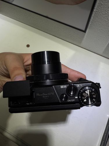 Canon G7X Mark II