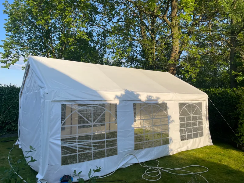 Partyzelt / Festzelt 