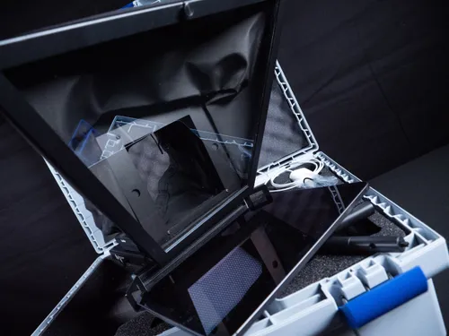 Autocue 11" iPad Teleprompter