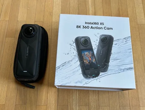 Insta 360 X5