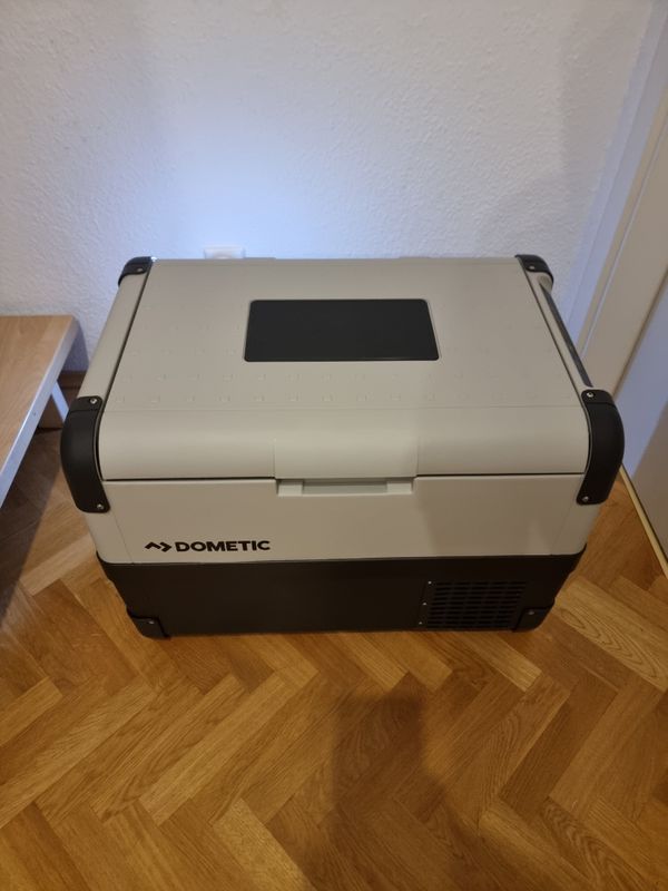 Kompressor Kühlbox Dometic CFX50 mieten optional mit Powerstation