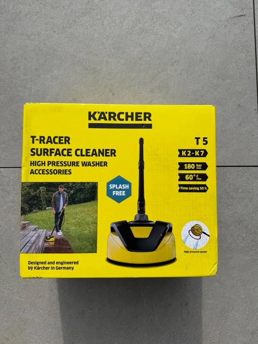 Hochdruckreiniger Kärcher inkl. Oberflächenbürste