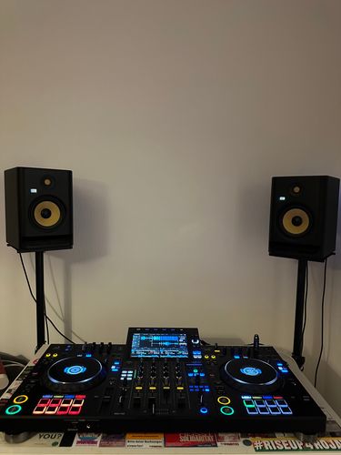 AlphaTheta / Pioneer XDJ-AZ