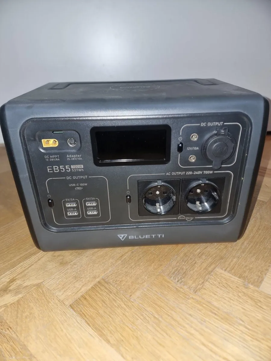 Powerstation Bluetti EB50 537 Wh, Leistung 700W