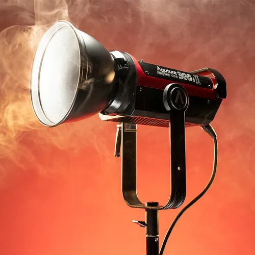 Aputure LS C300D MKII V-Mount Kit
