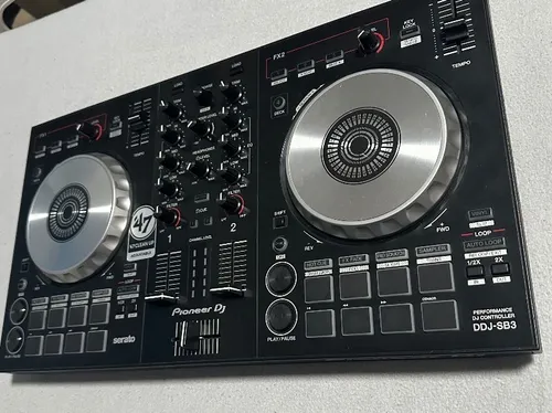 DJ Controller Serato DDJ-SB3