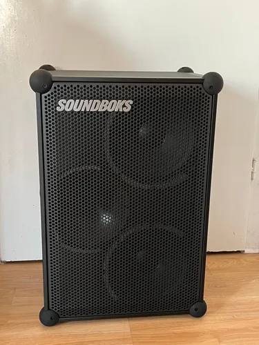 🔊 SOUNDBOKS 4 mieten – mit Zusatzakku & Kurieroption
