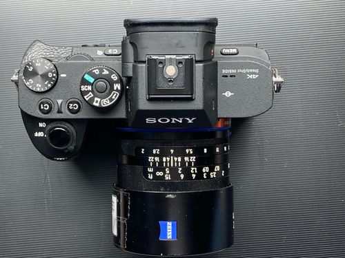 Sony Alpha 7S M II inkl Zeiss Objektiv Loxia 35mm