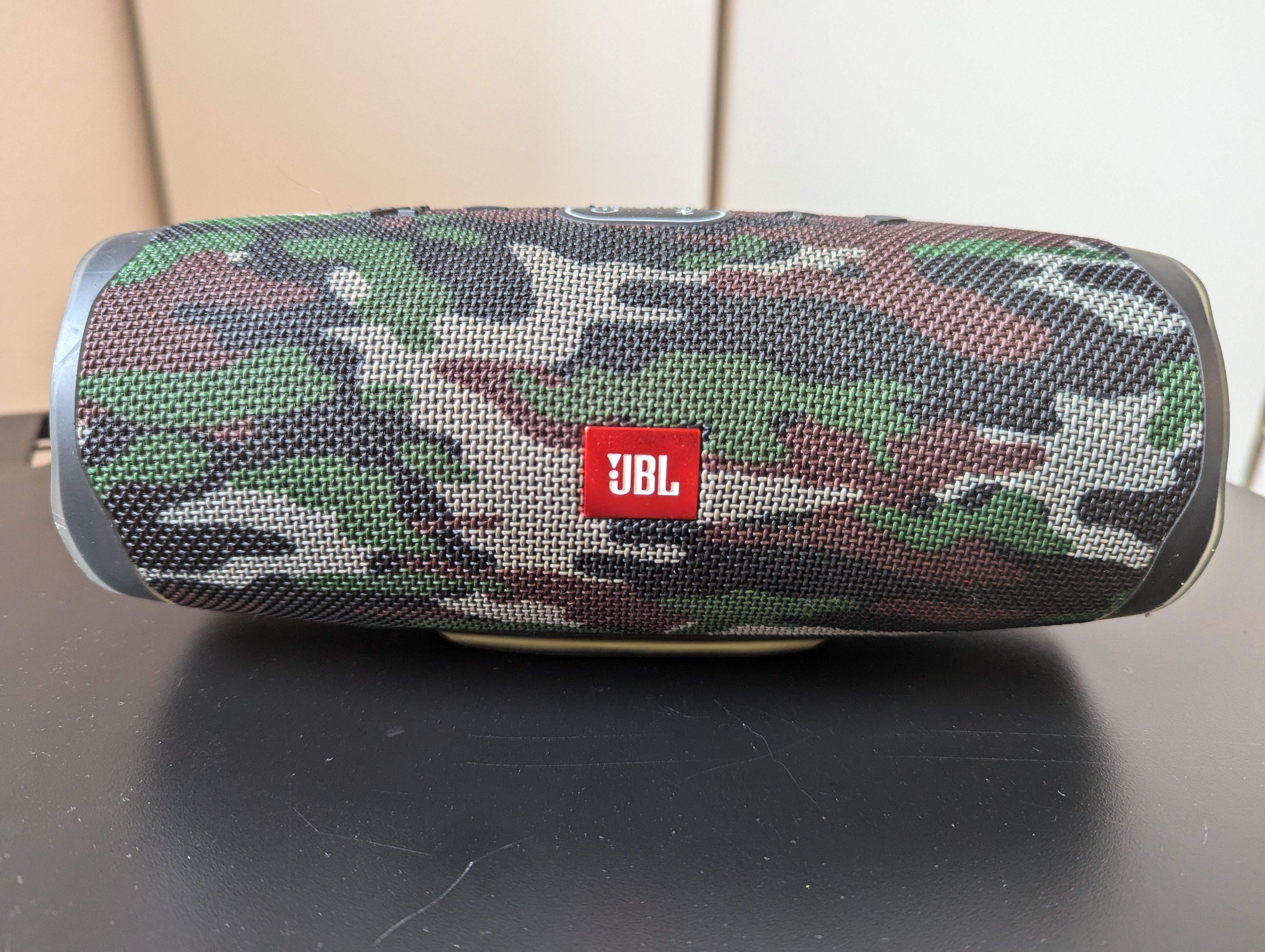 JBL Charge 4 Bluetooth Lautsprecher
