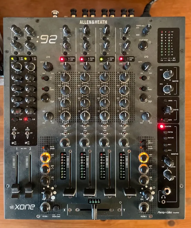 Allen&heath xone 92 mixer
