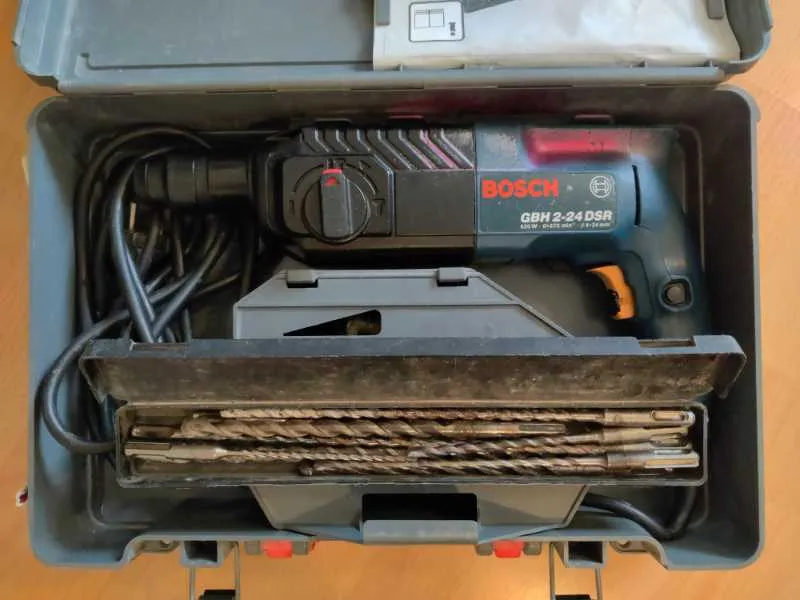 Bohrhammer Bormaschine Bosch SDS Plus mit Bohrerset