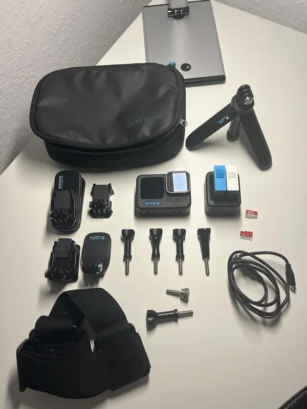 GoPro Hero 10 + Zubehör
