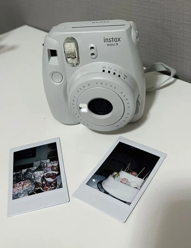 INSTAX Mini 9