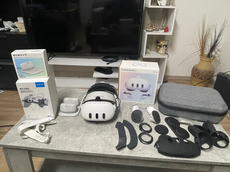 Quest 3 with m3 pro head strap 2 batteries