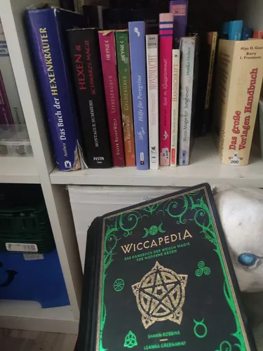 KRÄUTERHEXE, Pflanzen, Heilung BAÜME, HANF, STREUCHER Pilze,PALMEN KAKTEEN, BLUMEN Fachliteratur