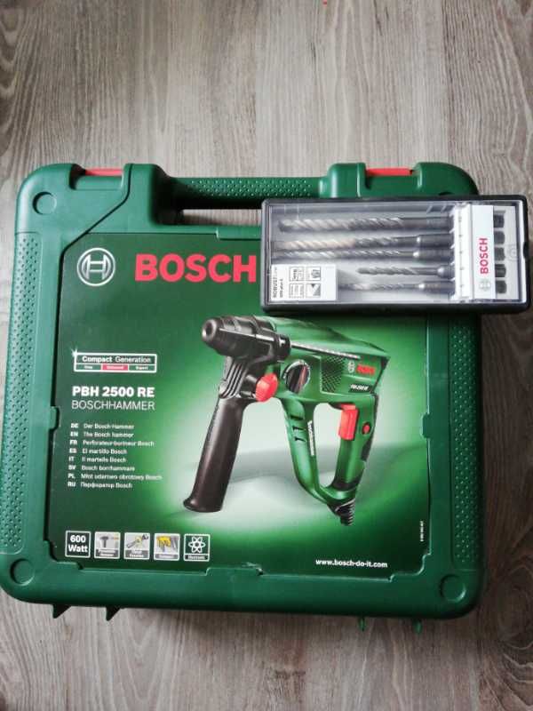 Bohrhammer  Bosch PBH 2500  RE