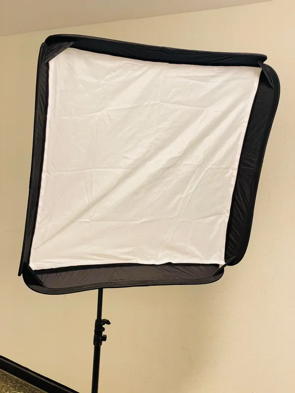 Godox 80 × 80 cm Softbox-Kit mit S-Typ-Halterung – Flexibles Licht für deine Speedlite-Shoots