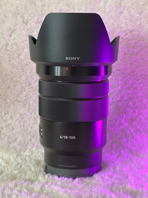 Sony E-Mount 18 mm - 105 mm f/4.0 G-Lens