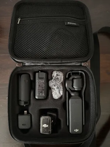 DJI Osmo Pocket 3 Creator Combo inkl. 2x Mikrofonen & 256GB SD Karte