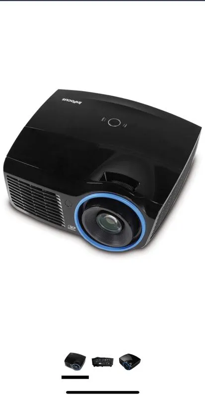 InFocus Full HD Beamer 