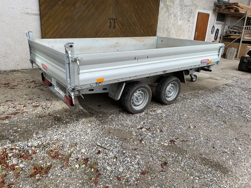 Anhänger Dreiseitenkipper 3to